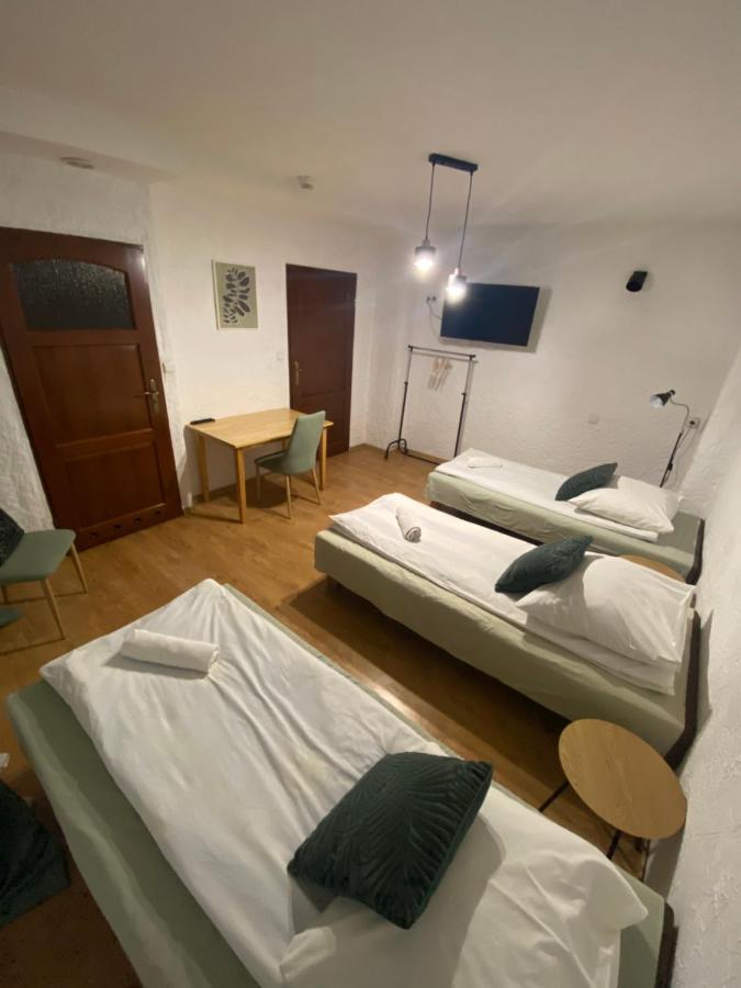 Zajazd Biesiada Tomaszów Lubelski Exterior foto