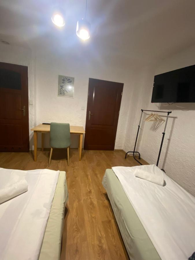 Zajazd Biesiada Tomaszów Lubelski Exterior foto